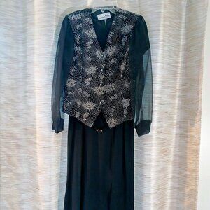 UPDATED LOWER PRICE (as of 12/20) for this BEAUTIFUL LONG FORMAL DRESS w/JACKET